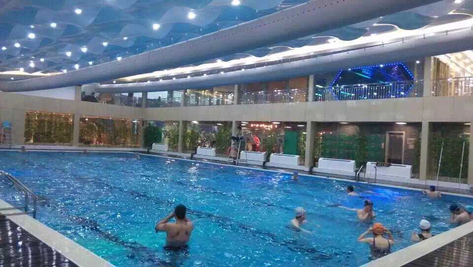 ����������������������װʽ��Ӿ���ֽ�ʹ�����չʾ�����������ν���